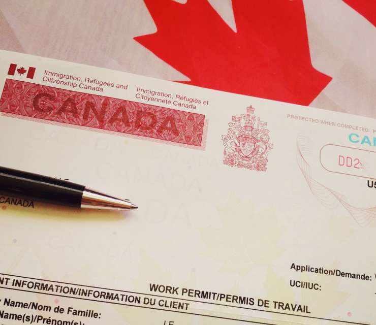 Canada gia hạn thời gian khôi phục thị thực tạm thời